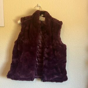 Reversible Maroon Fuzzy Vest